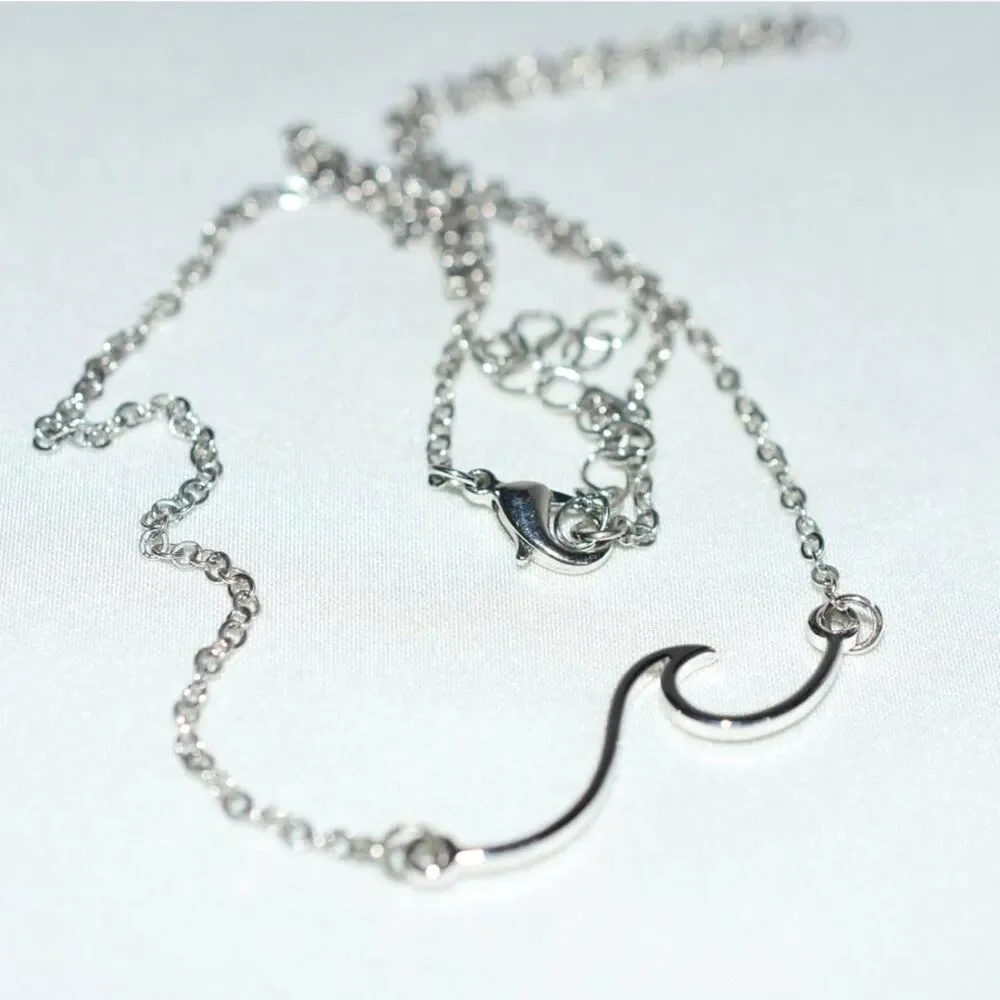 Smashing Ocean Wave Silver Tone Link 20